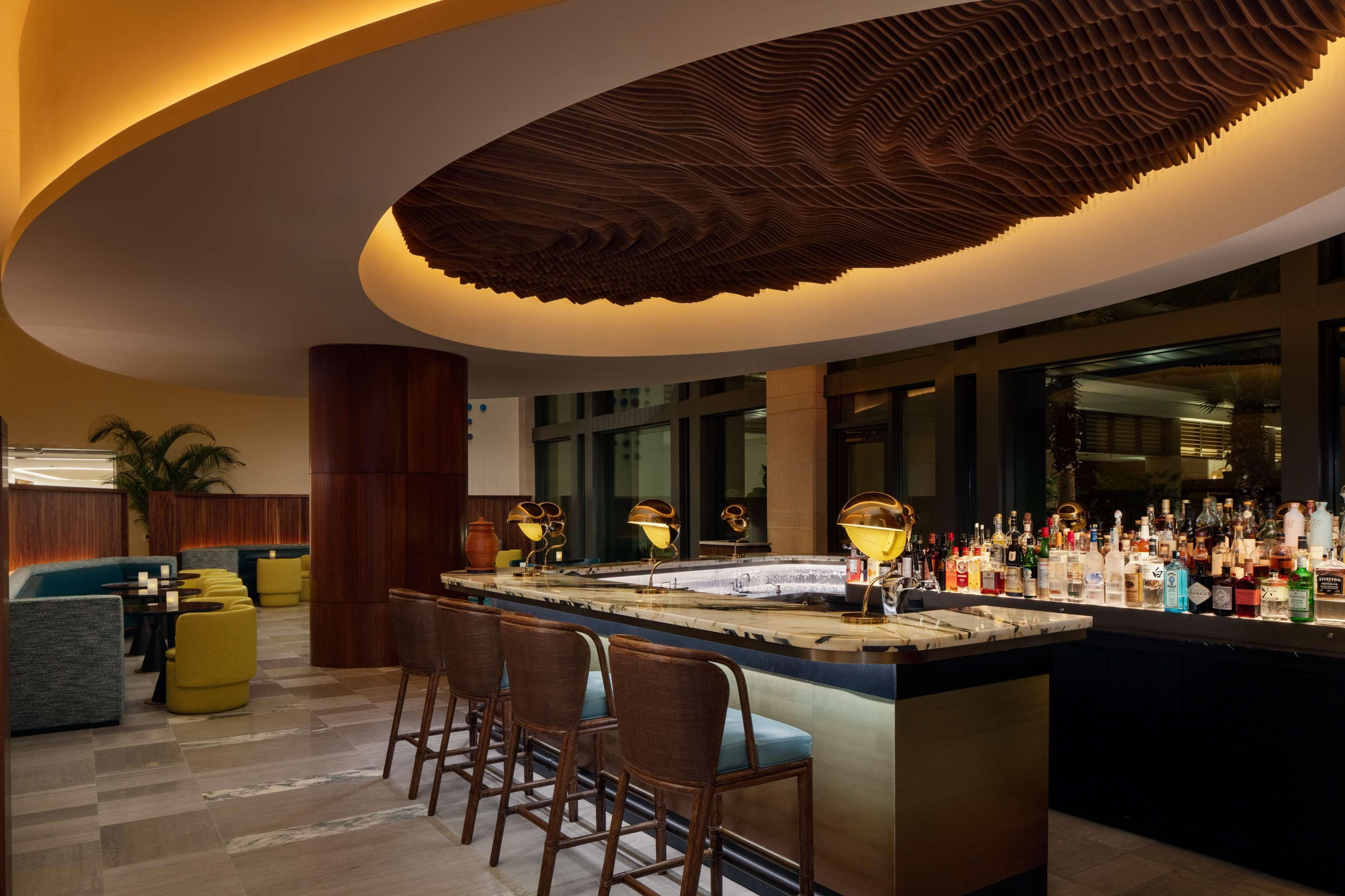 Hotel Conrad Orlando Esterno foto