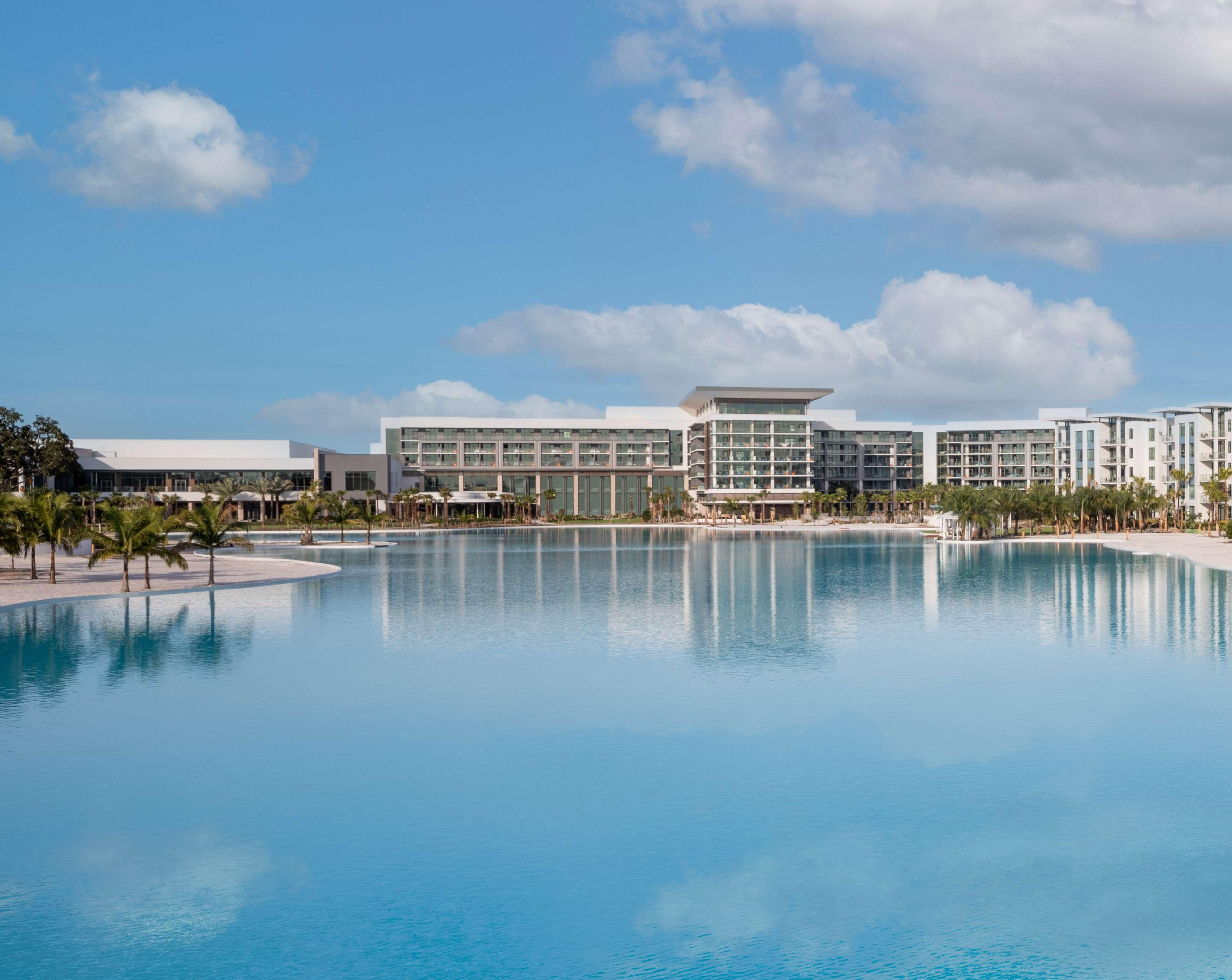 Hotel Conrad Orlando Esterno foto