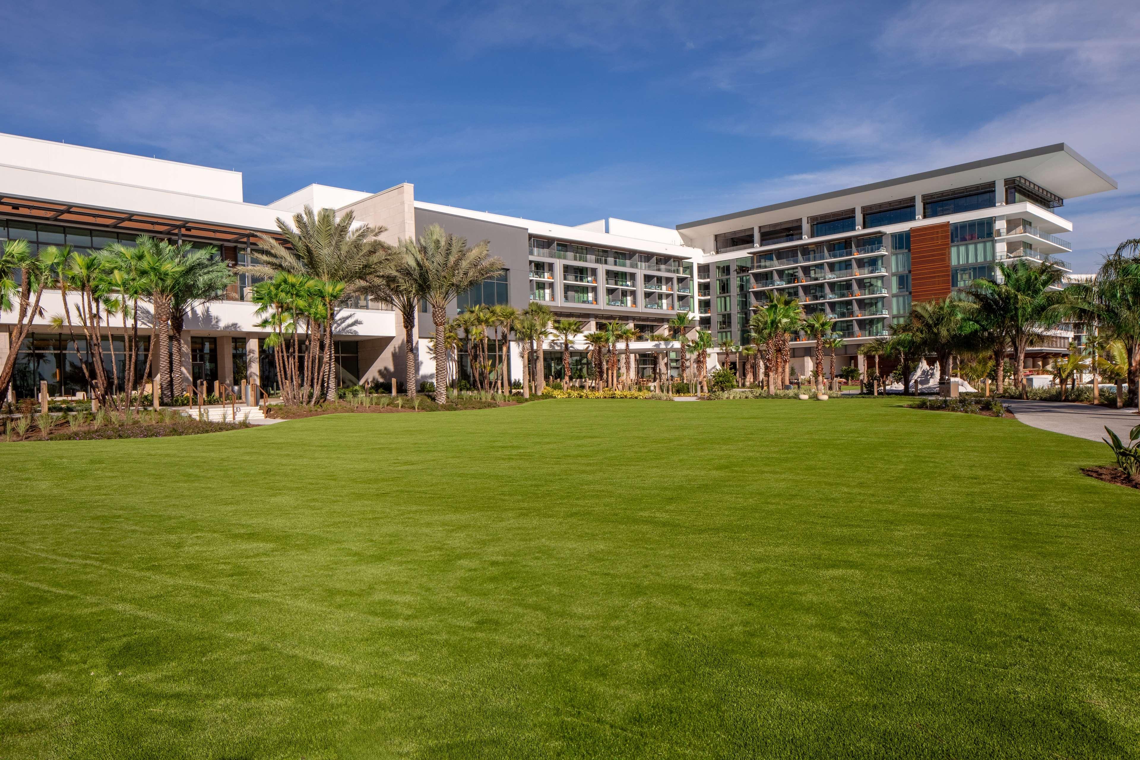 Hotel Conrad Orlando Esterno foto
