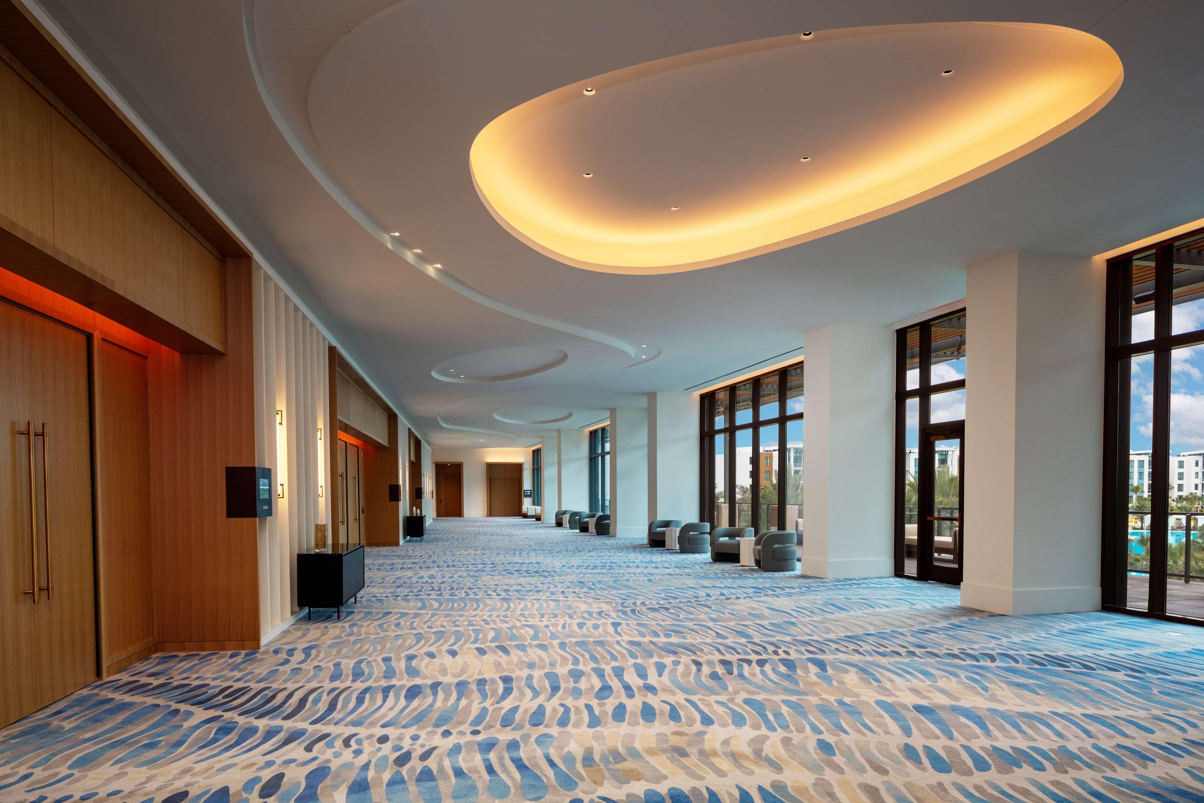 Hotel Conrad Orlando Esterno foto